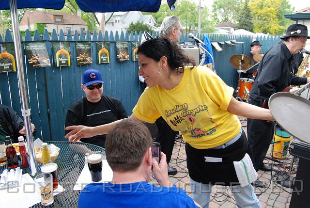 2008_pigroast_024.jpg