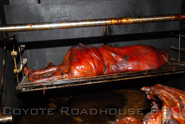 pigroast_2010_005.jpg
