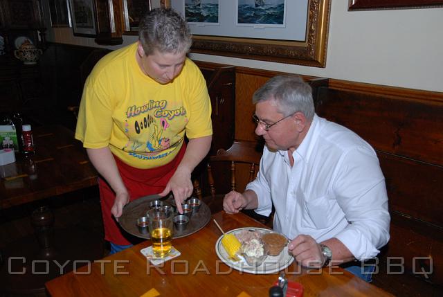 pigroast_2010_035.jpg
