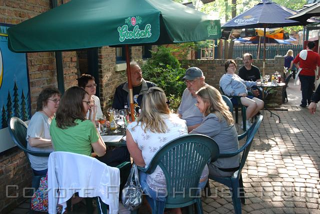 pigroast_2010_065.jpg