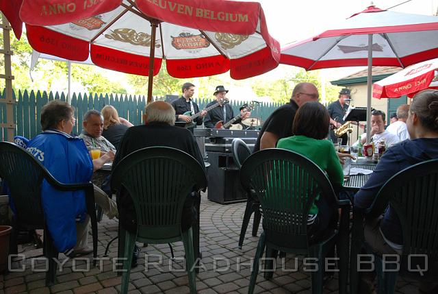 pigroast_2010_075.jpg