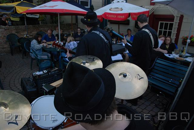pigroast_2010_079.jpg